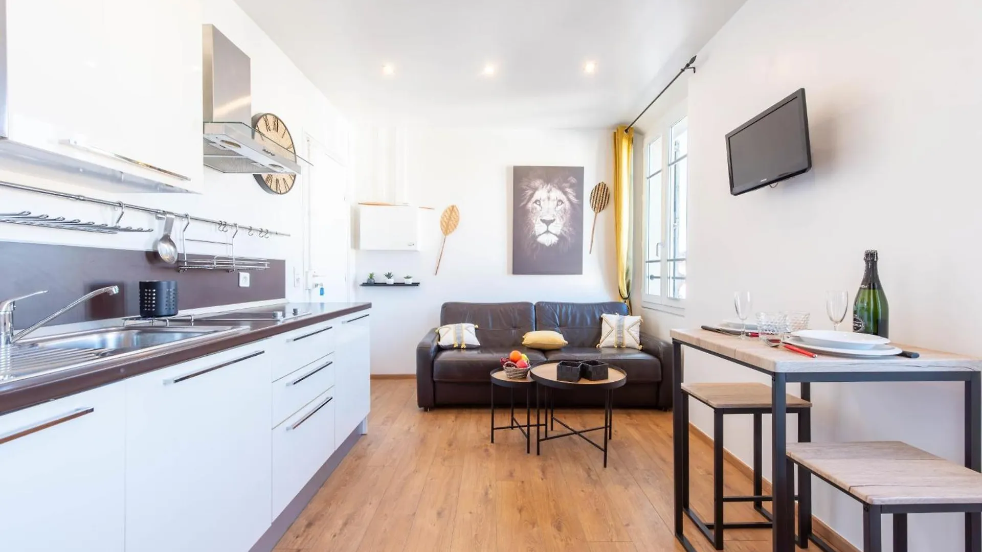Air-Conditioned Studio Heart Of Cannes